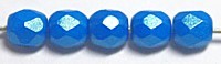 Facetkraal 4mm white full blue coated 50st.