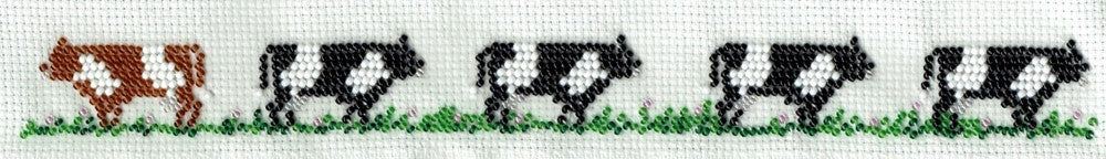 Borduurpakket 5 koeien naar de wei 4x30cm