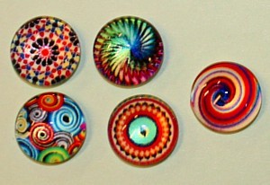 Camee 10mm rond spirals mix 5st.