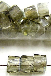 Gutermann moervormparels grijs AB ca.38st.