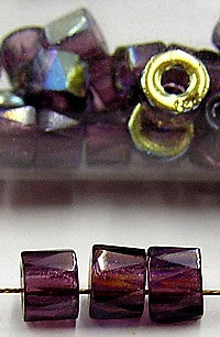 Gutermann moervormparels d.amethyst AB ca.38st.