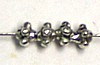 Mini metalen kralen mini saturnus 10st.