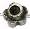 Metalen bloem met 4mm simili zetting 5st