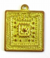 metalen hanger 38x32mm mat goudkl. per stuk