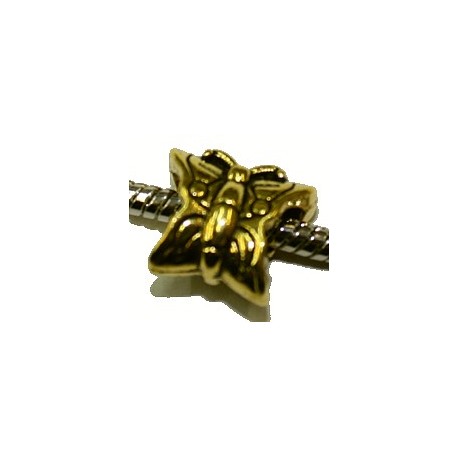 Metalen kraal goudkl. gat 5mm vlinder