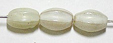 Vintage glaskraal 10x6mm gebroken wit 10 stuks
