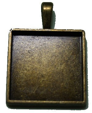 Kastje voor 25mm vierkante camee oudgoudkl.
