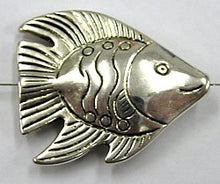 Metallook kraal vis 37x31mm zilverkl. per stuk