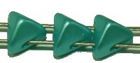 Tila driehoek Stud 5,7mm metallic lblauw 25stuks