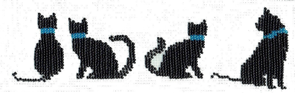 Borduurpakket 5 zwarte katjes 8x24cm