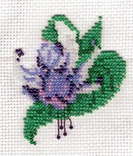Borduurpakket Fuchsia 8x9cm.