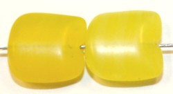 Glaskraal schild 11mm transp.geel 15st.