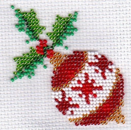 Borduurpakket kerstbal met hulst 8x8cm