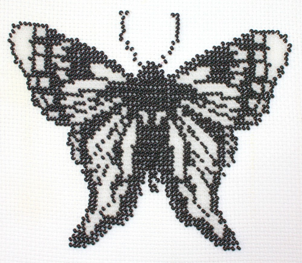 Borduurpakket vlinder zwart/wit 13x16cm