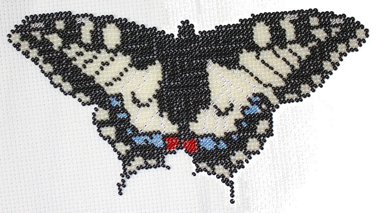 Borduurpakket vlinder beige/zwart/blauw 12x20cm