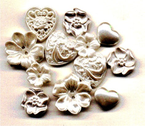 3D elementen bloemen en harten