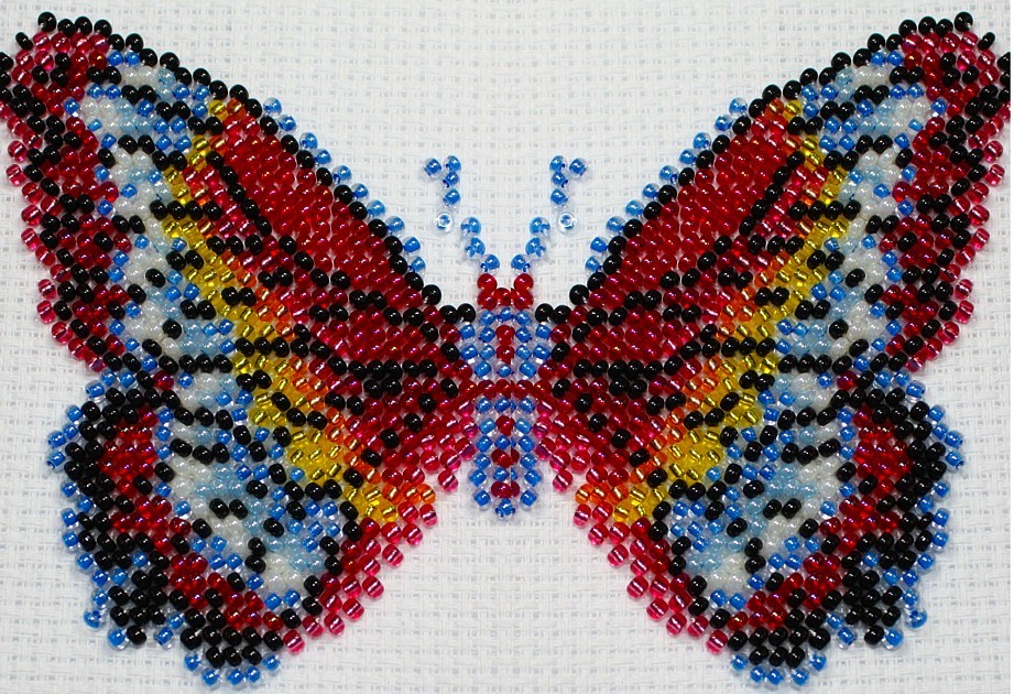 Borduurpakket vlinder multicolor 9x13 cm.