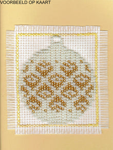 Borduurpakket kerstbal 7x8cm wit/goud