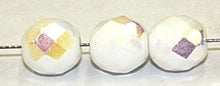 Facetkraal 8mm opaque wit AB 25st.