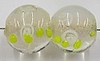glaskr.12mm tr. wit/witte bloem/gele stippen 10st