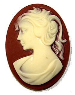Camee 40x30mm roodbruin vrouwenhoofd creme p.st