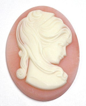 Camee 40mm rose/wit vrouwen hoofd p.st